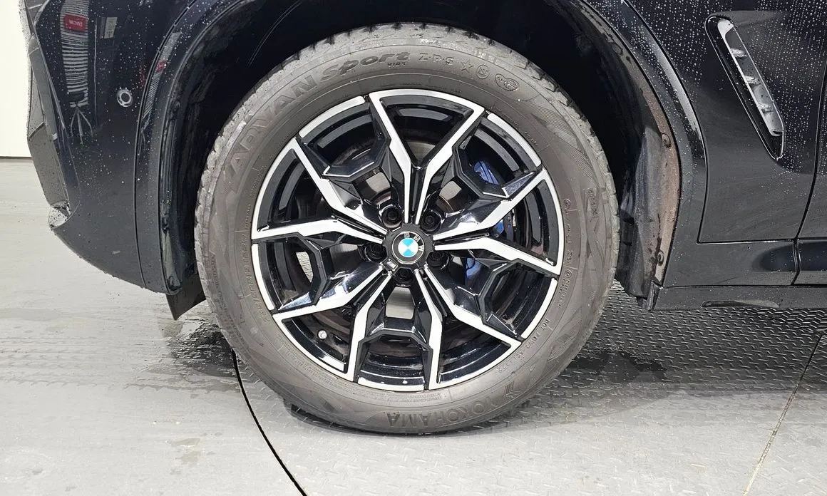BMW X4 — фото 10