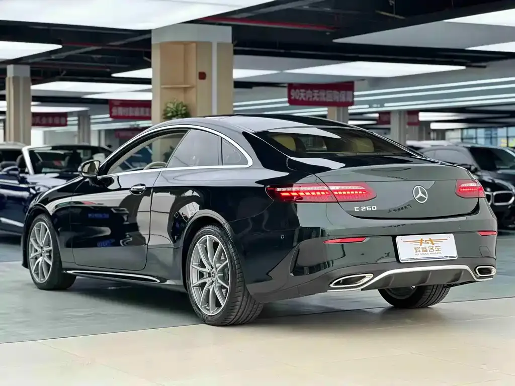 Mercedes-Benz E-Class (Import) — фото 3