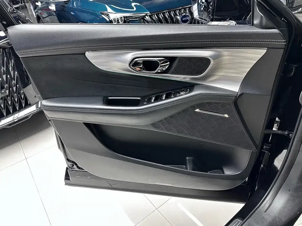 GAC Motor Trumpchi GS8 — фото 5