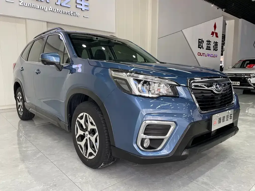 Subaru Forester — фото 3