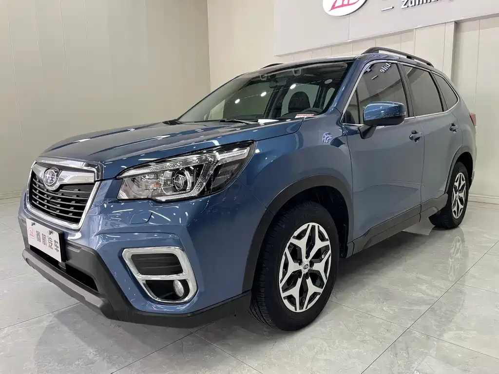 Subaru Forester — фото 2