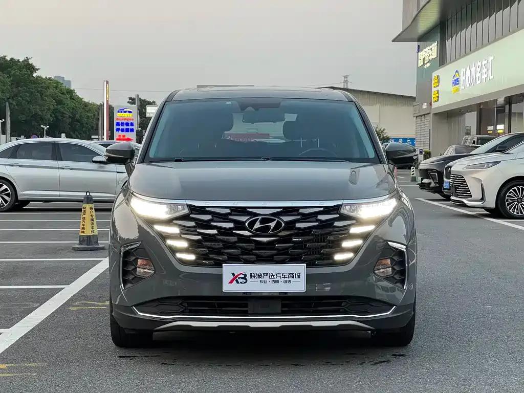 Hyundai Custo — фото 3