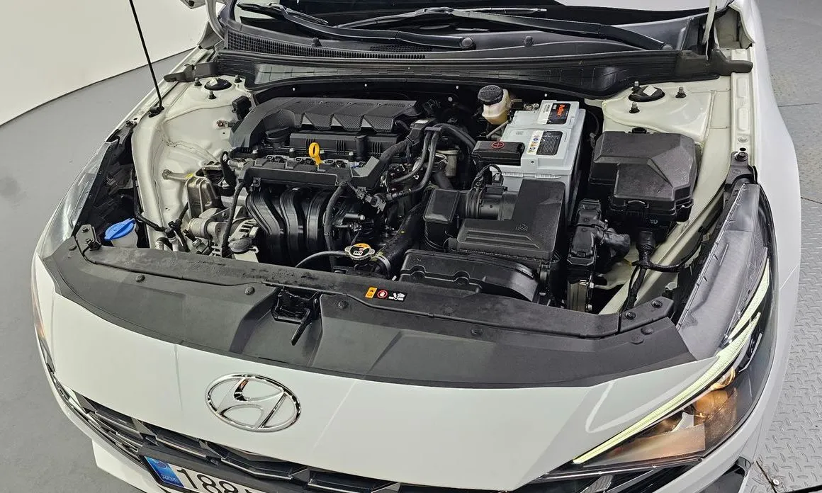 Hyundai AVANTE — фото 10