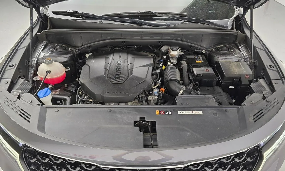 Kia Sorento — фото 10