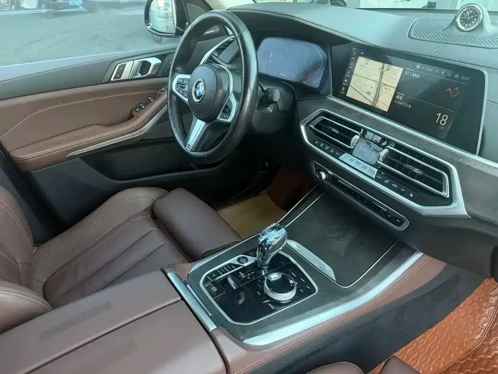 BMW X5 (Import) — фото 2