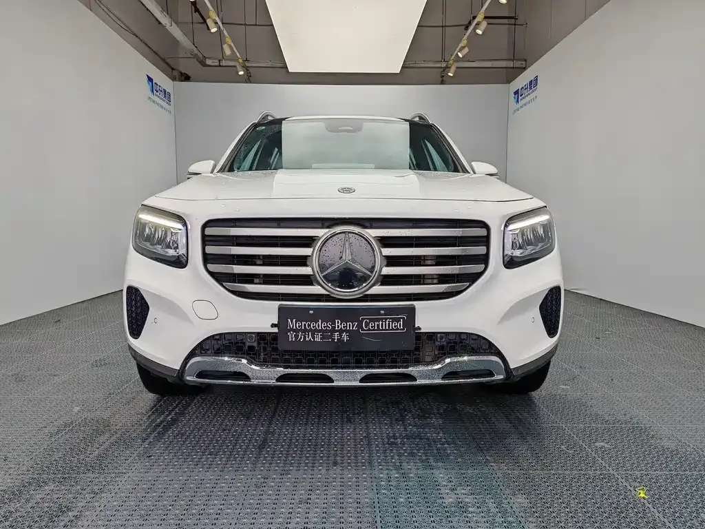 Mercedes-Benz GLB — фото 9