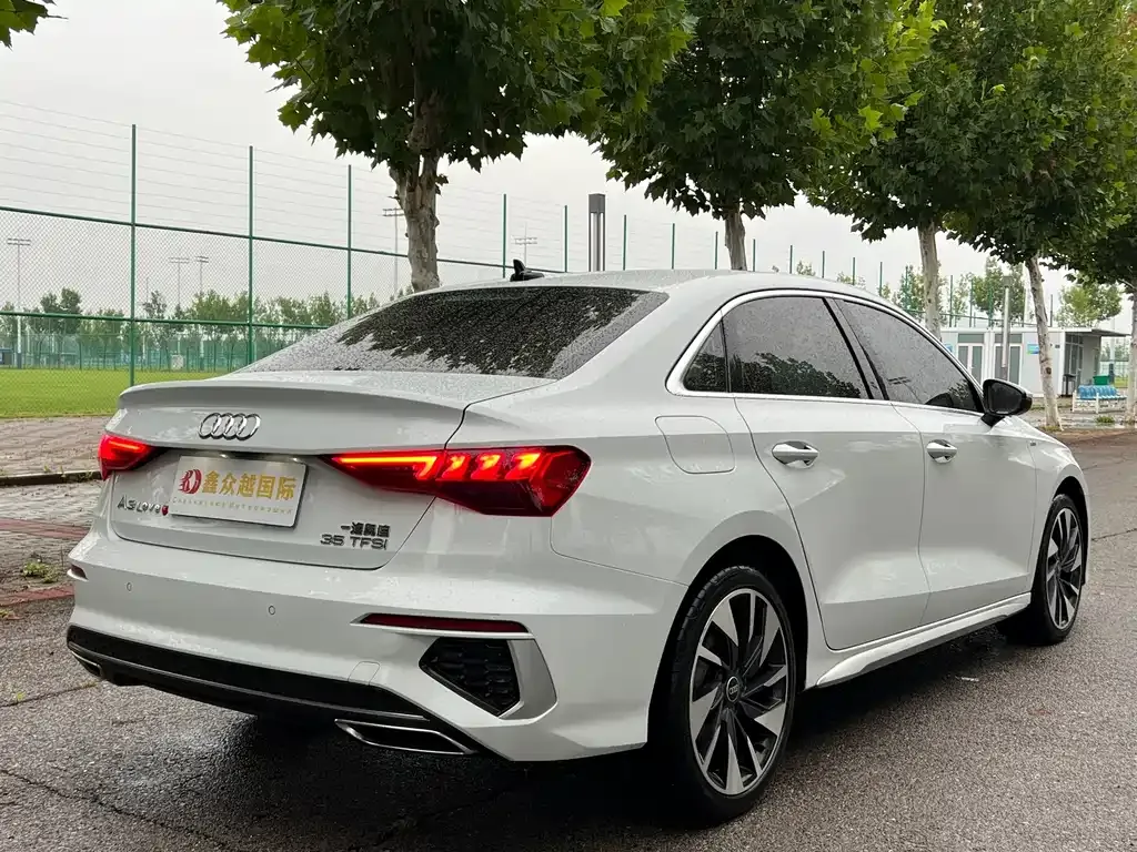 Audi A3 — фото 9