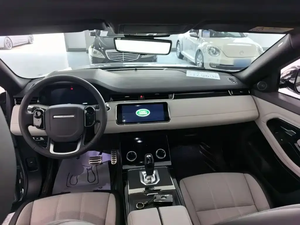 Land Rover Evoque — фото 4