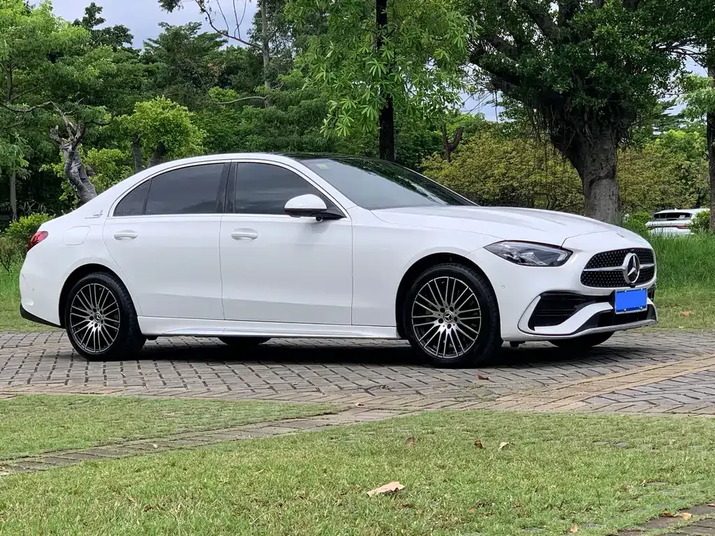 Mercedes-Benz C-Class — фото 10