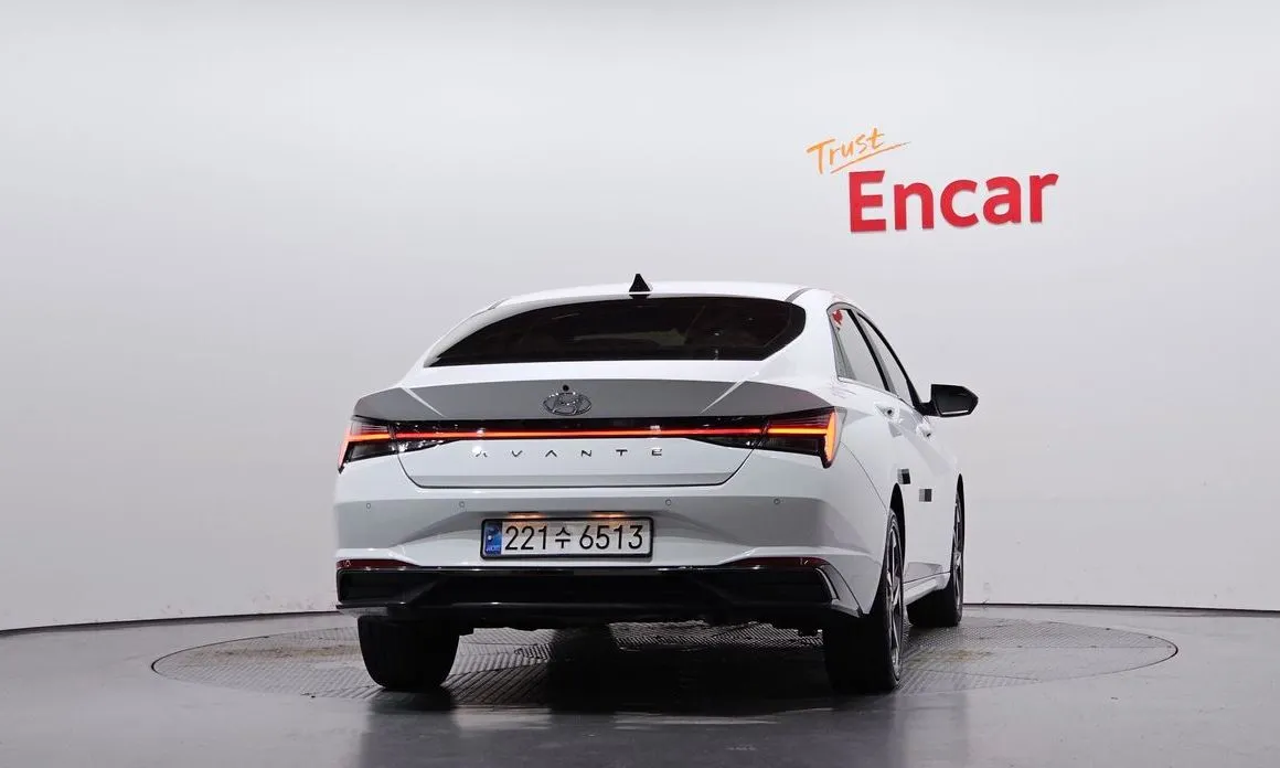 Hyundai AVANTE — фото 2