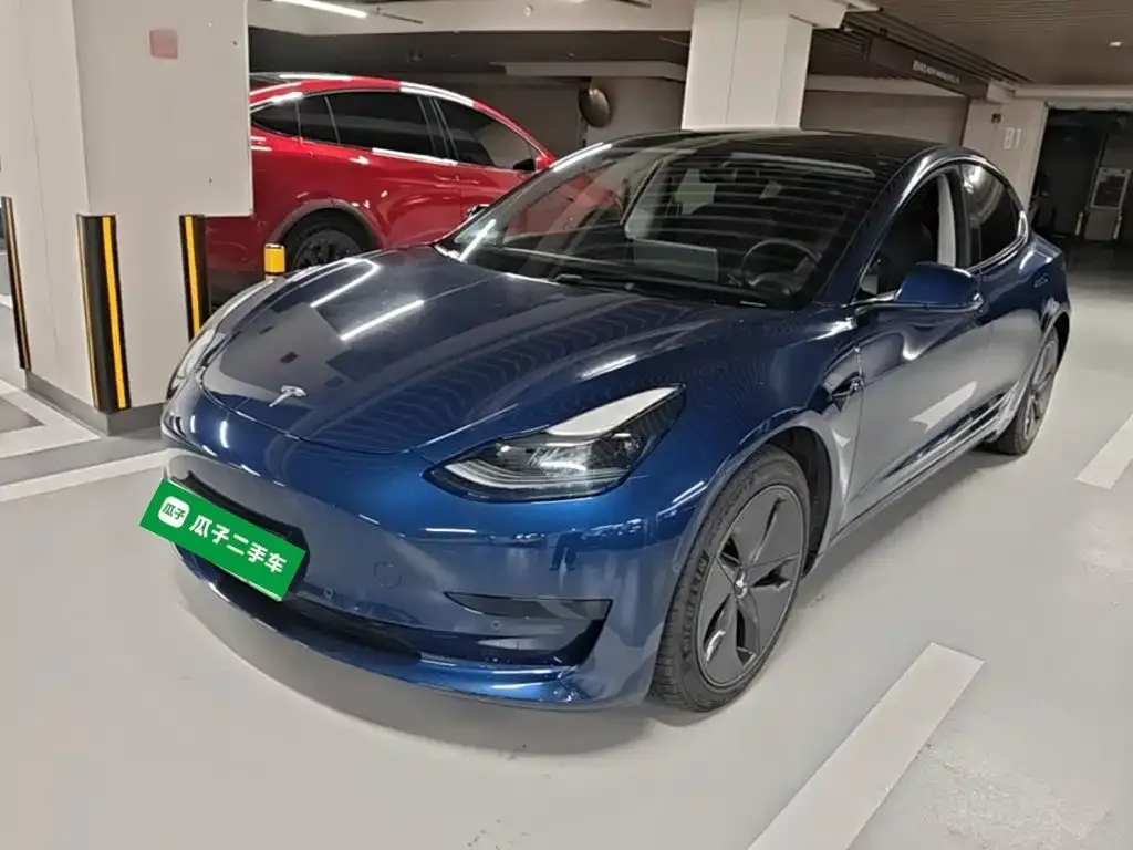 Tesla Model 3 — фото 3