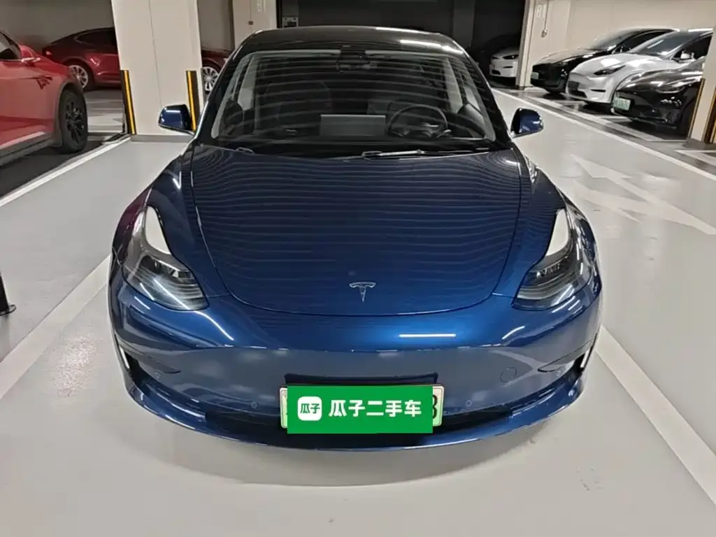 Tesla Model 3 — фото 7