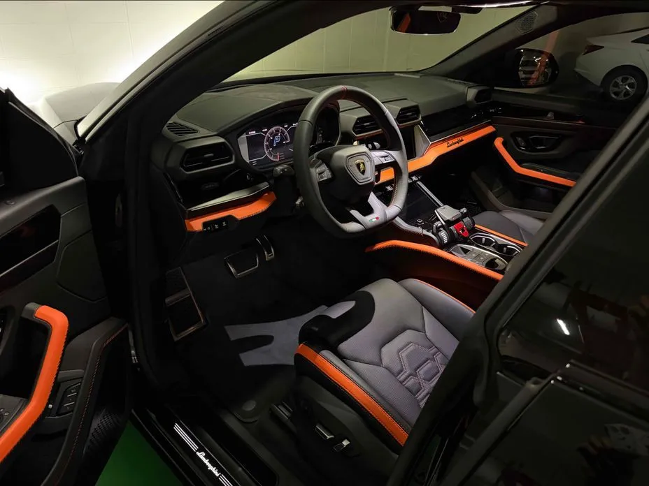 Lamborghini Urus — фото 6