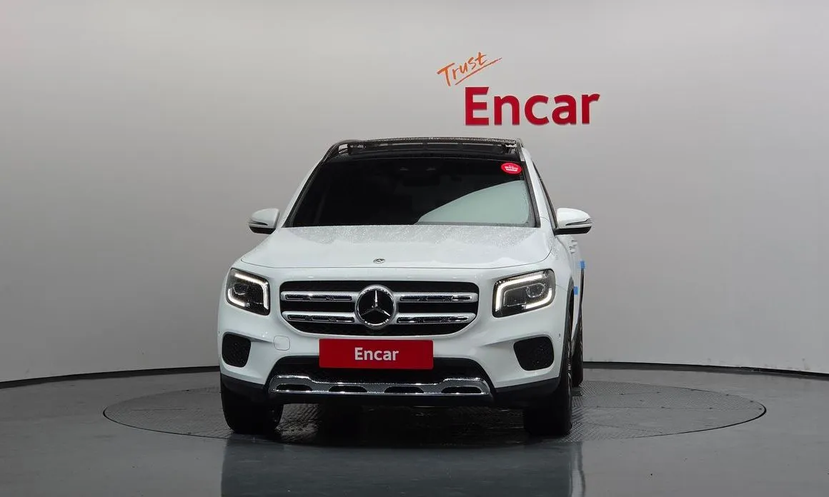 Mercedes-Benz GLB-Class — фото 7