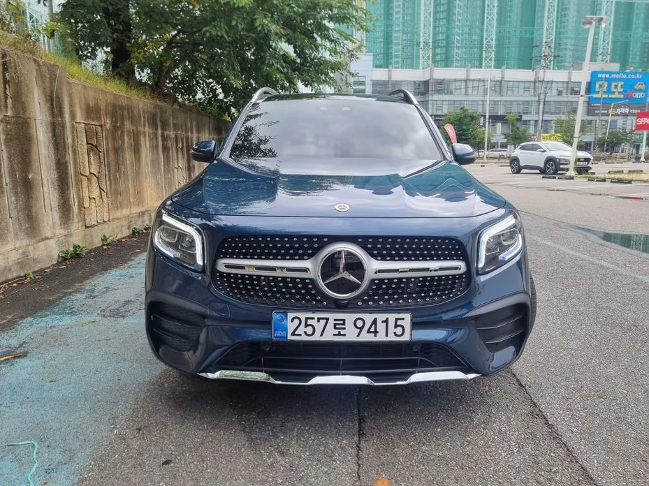 Mercedes-Benz GLB-Class — фото 1