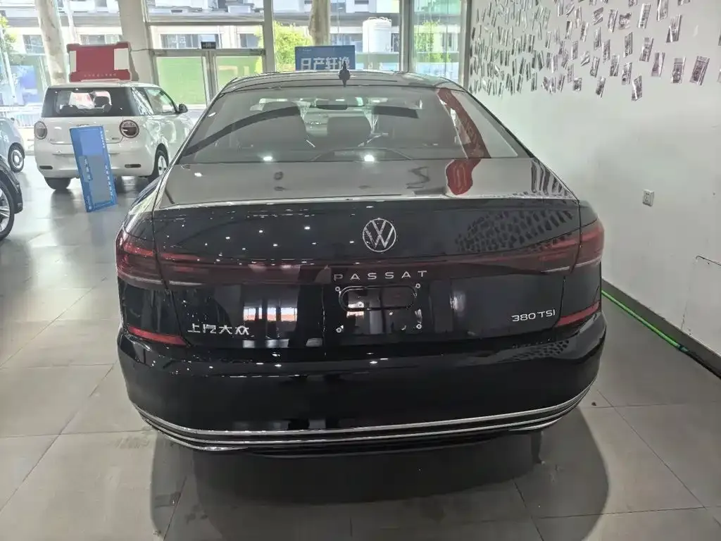 Volkswagen Passat — фото 7