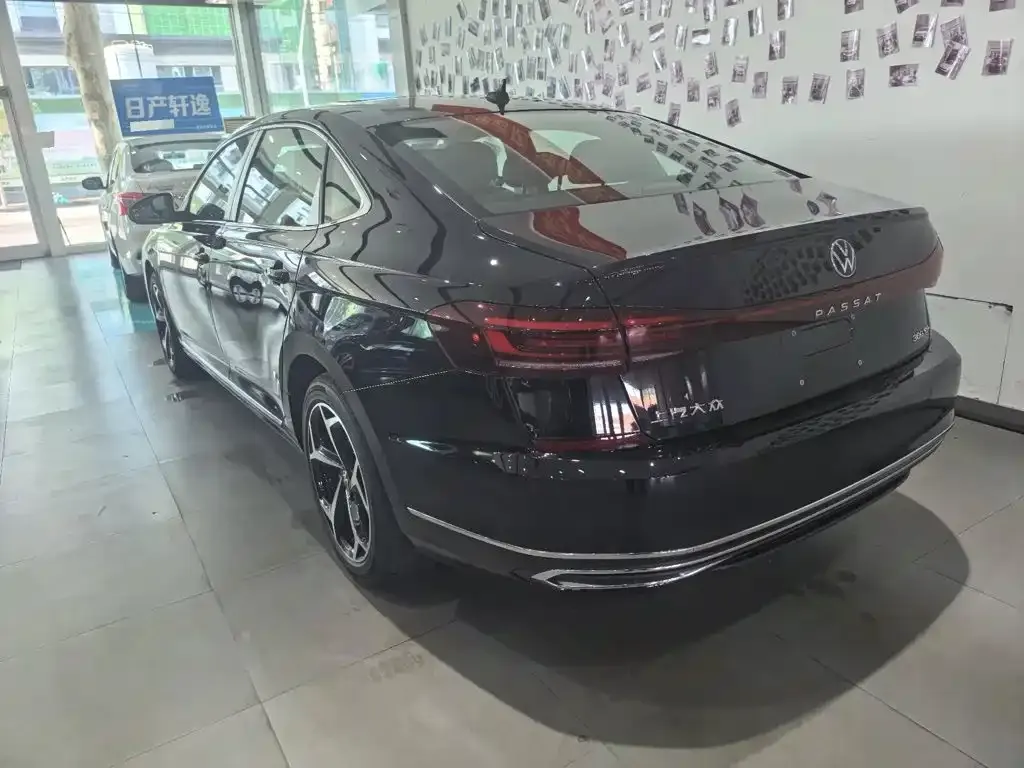 Volkswagen Passat — фото 8