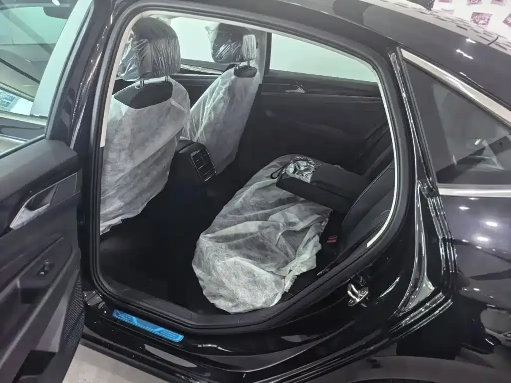 Volkswagen Passat — фото 3