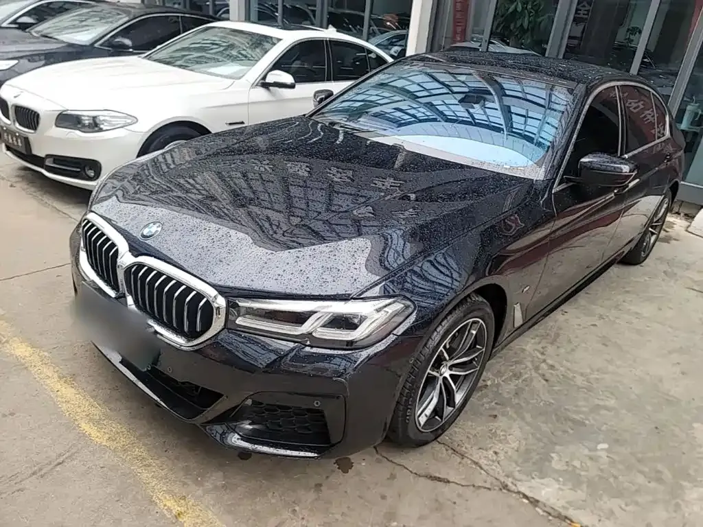 BMW 5 Series — фото 4