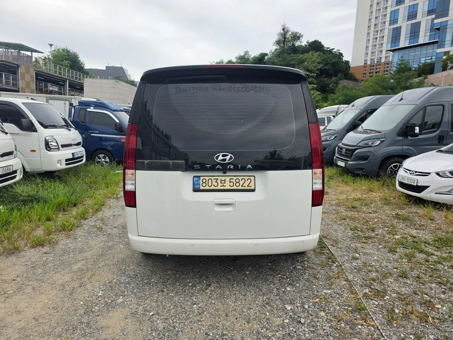 Hyundai Staria — фото 9