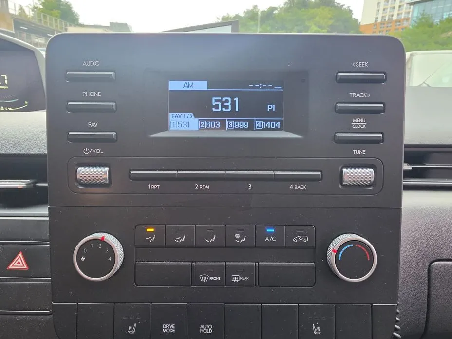Hyundai Staria — фото 3