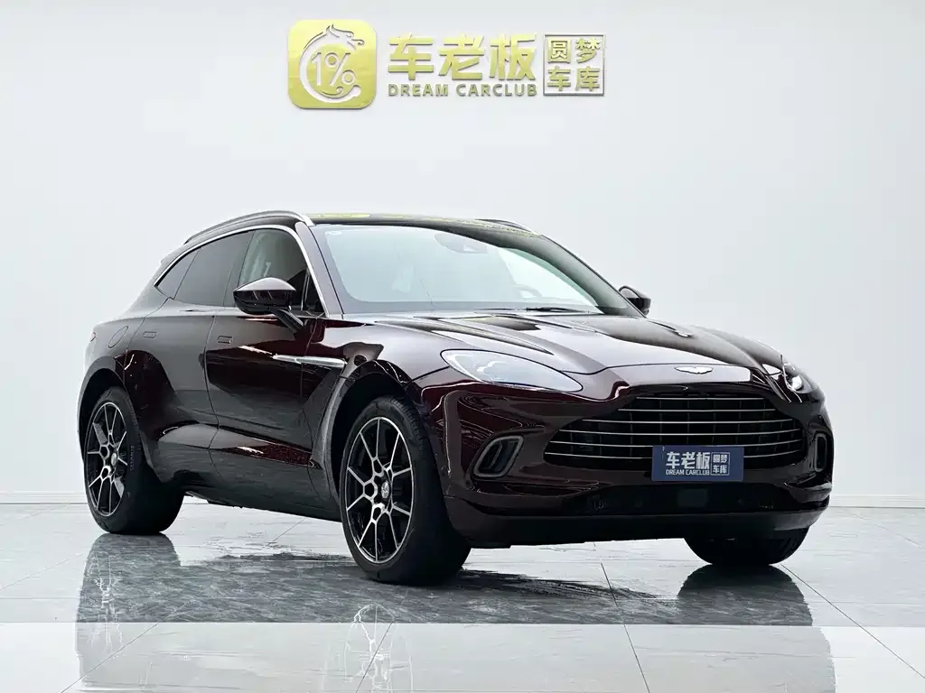 Aston Martin DBX — фото 4