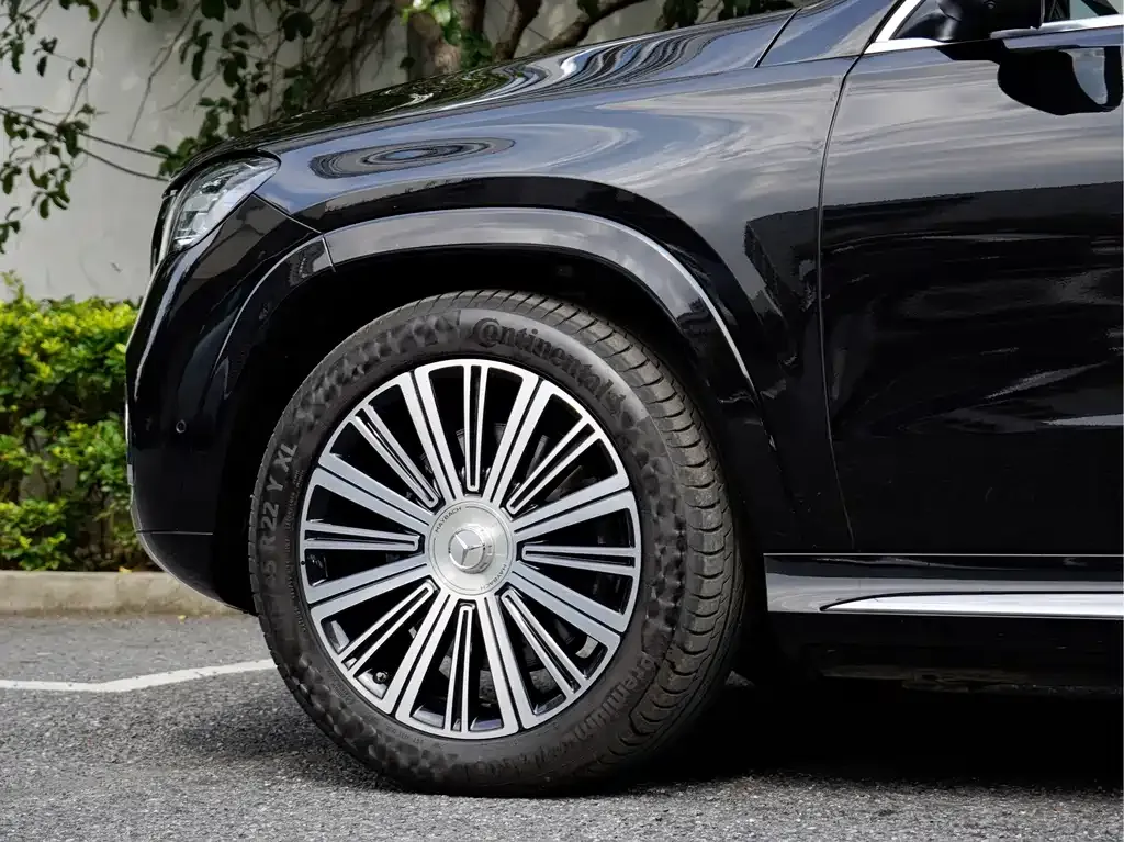 Mercedes-Benz GLS — фото 4