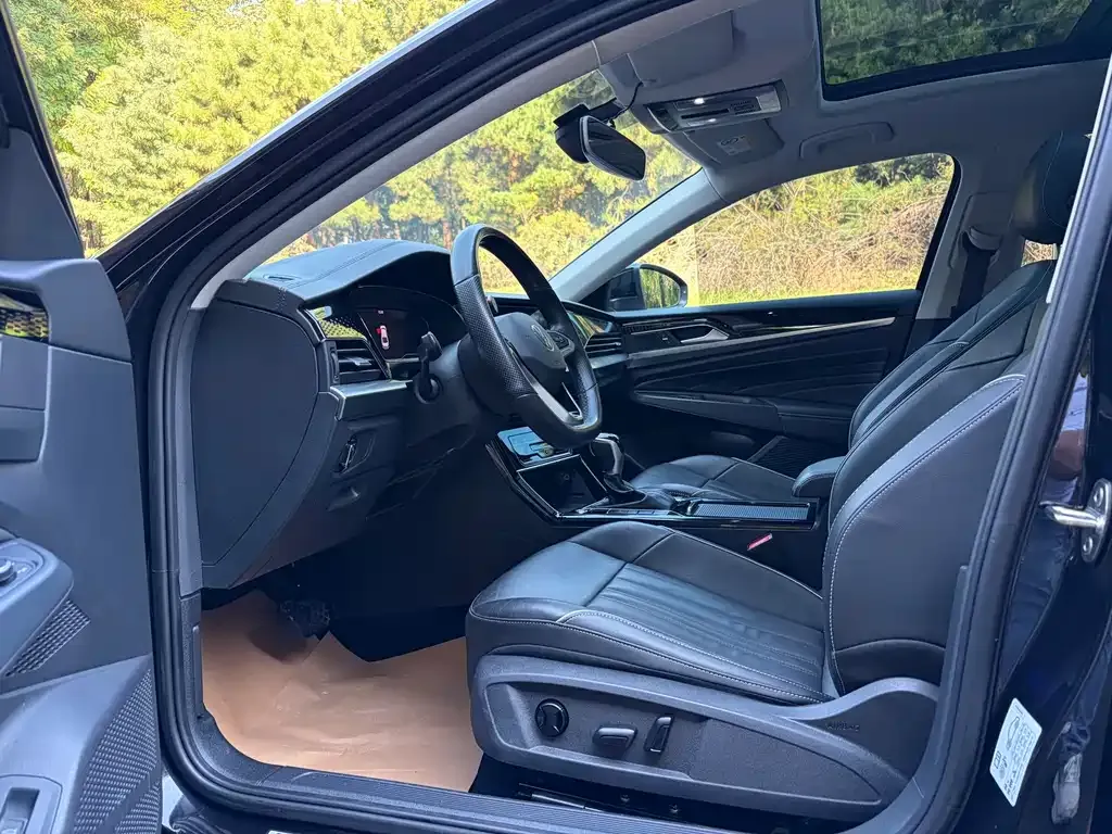 Volkswagen Passat — фото 8