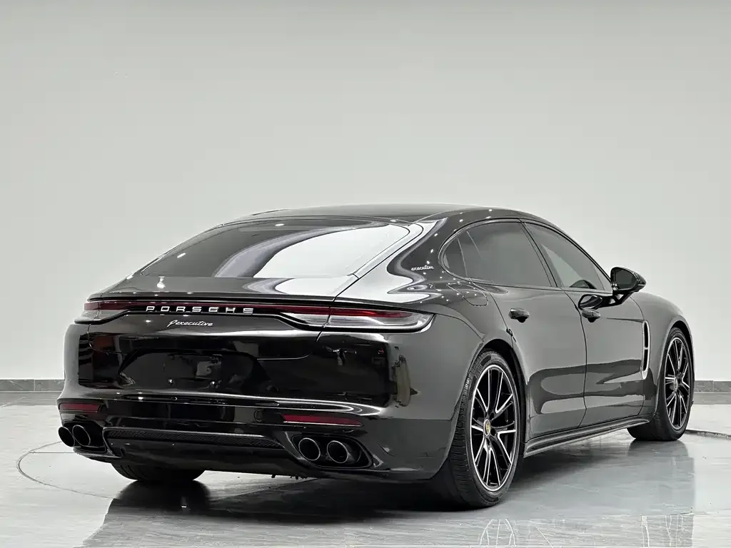 Porsche Panamera — фото 10