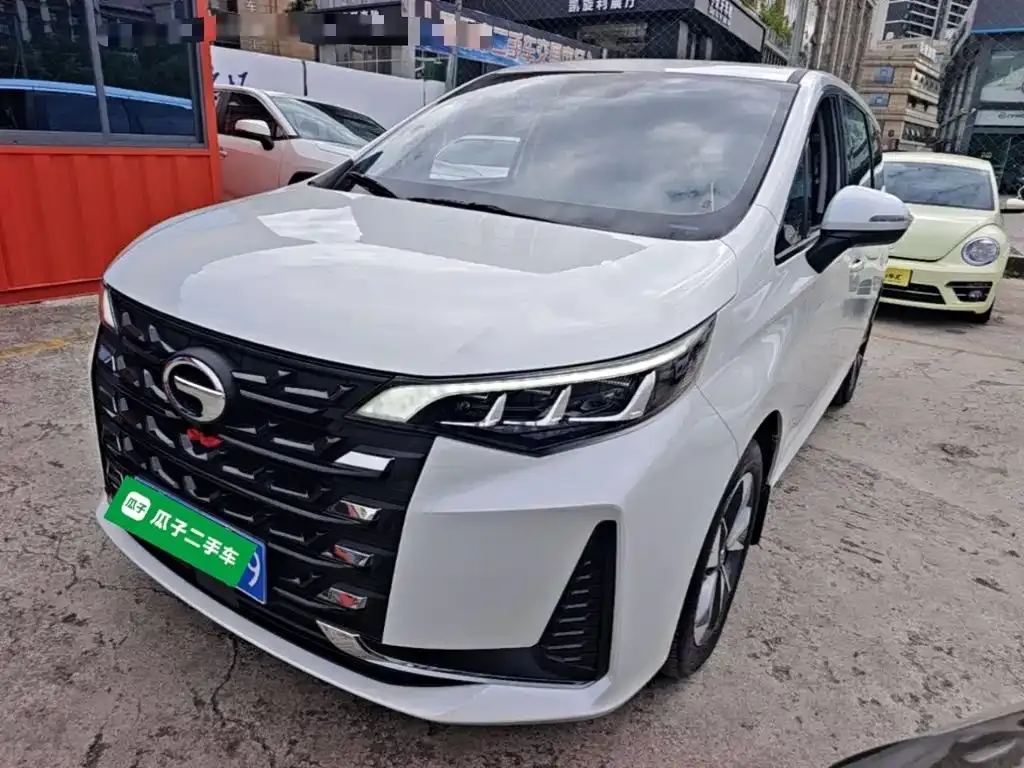 GAC Motor Trumpchi M6 — фото 1