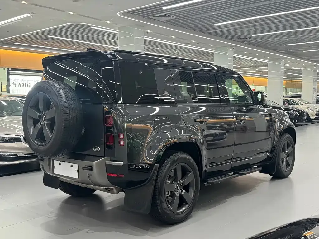 Land Rover Defender — фото 5