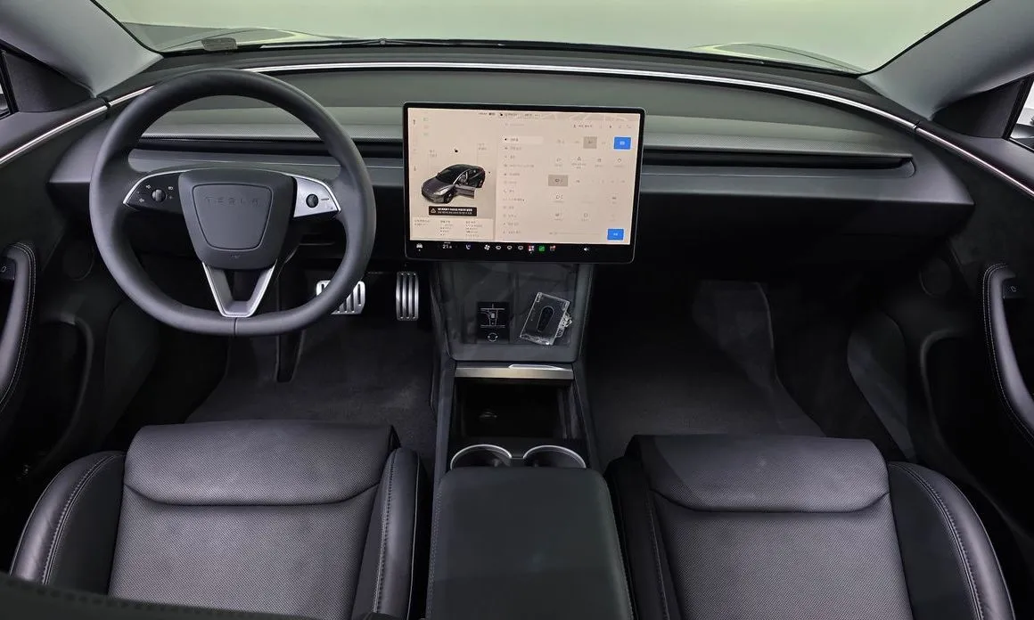 Tesla Model 3 — фото 10