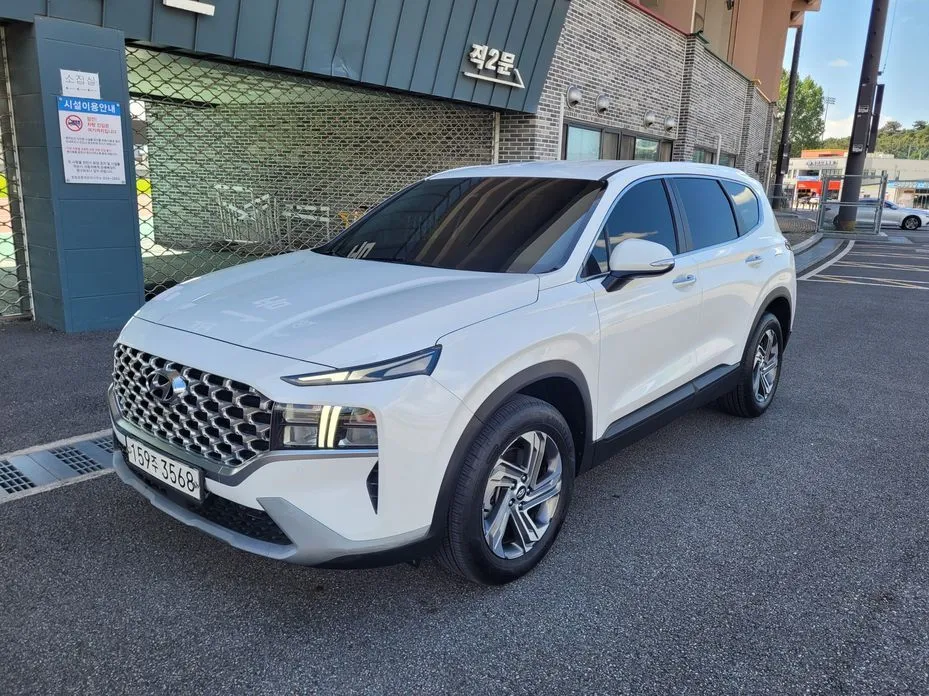 Hyundai Santafe — фото 1