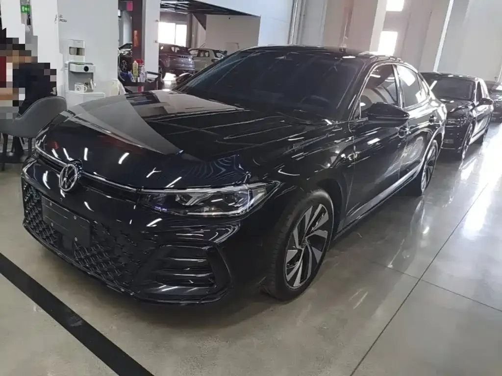 Volkswagen Passat — фото 6