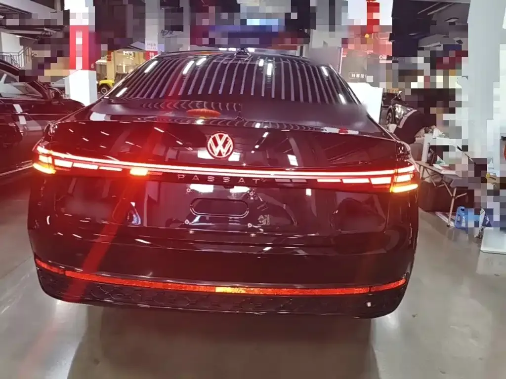 Volkswagen Passat — фото 4