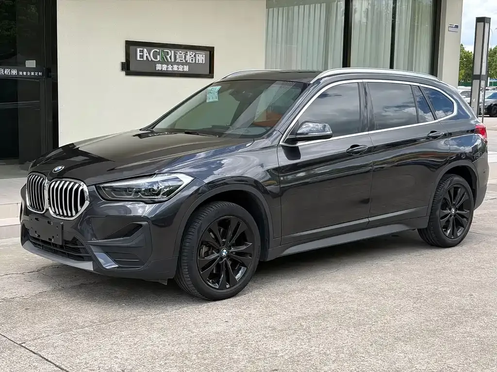 BMW X1 — фото 3
