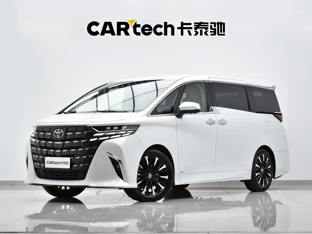Toyota Alphard — фото 1