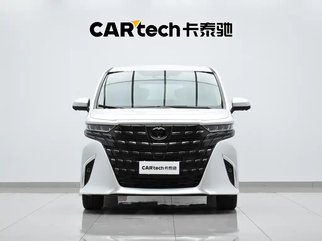Toyota Alphard — фото 7