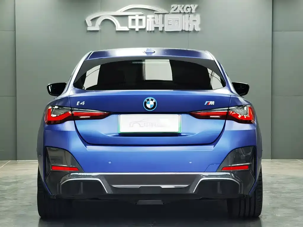 BMW i4 — фото 2