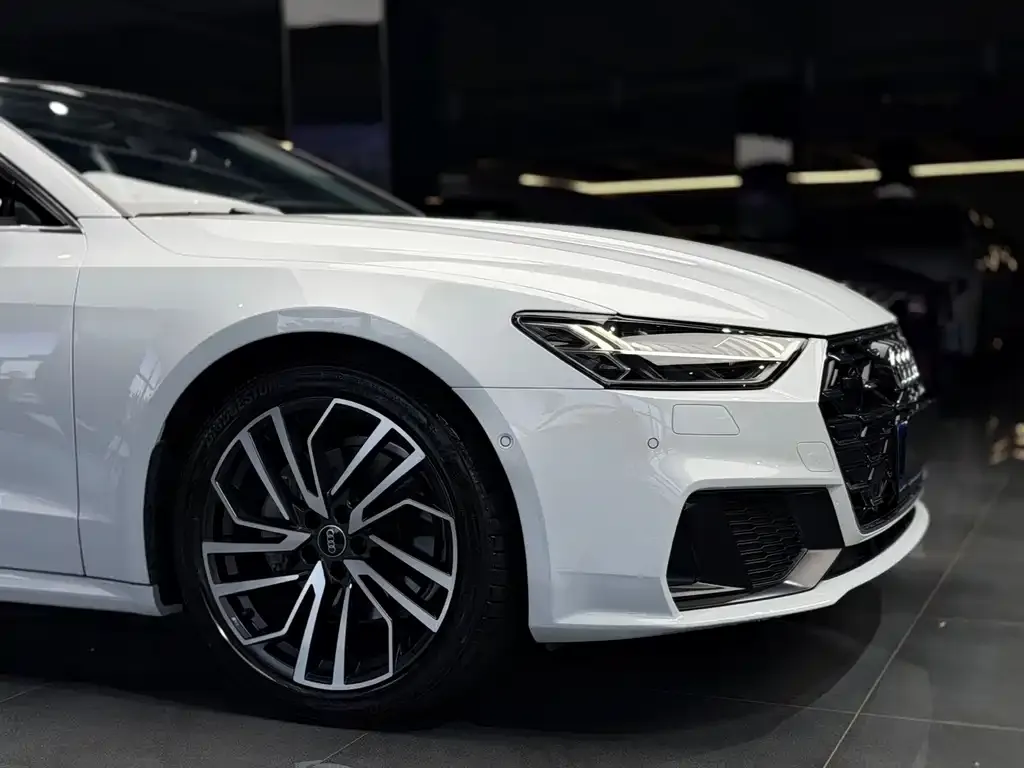 Audi A7 — фото 2