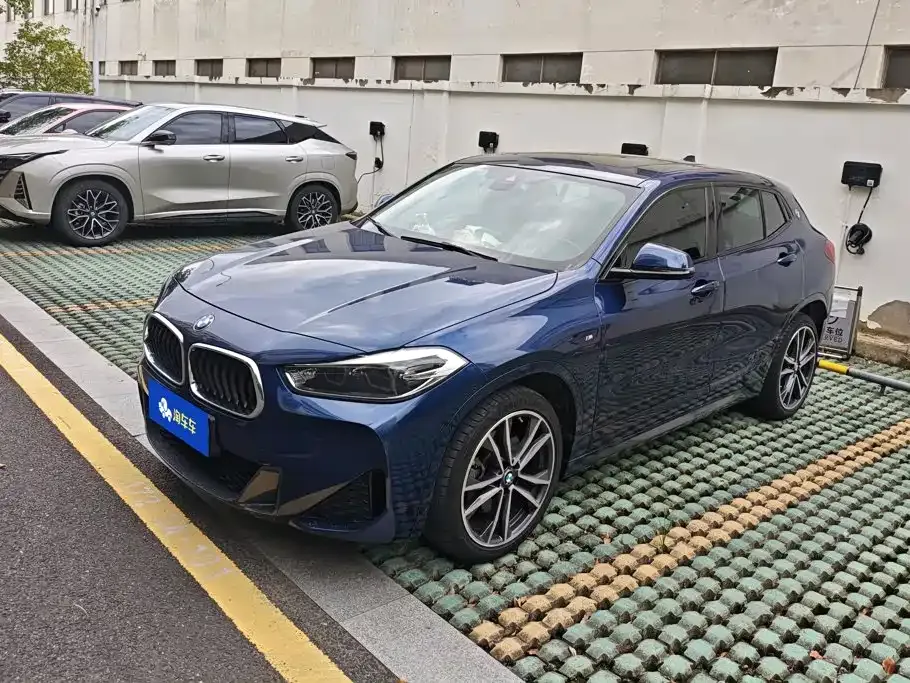 BMW X2 — фото 1