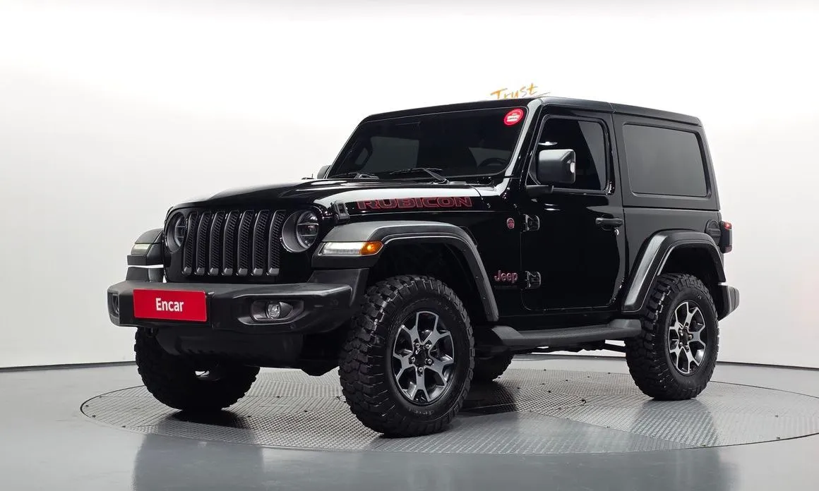 Jeep Wrangler — фото 1