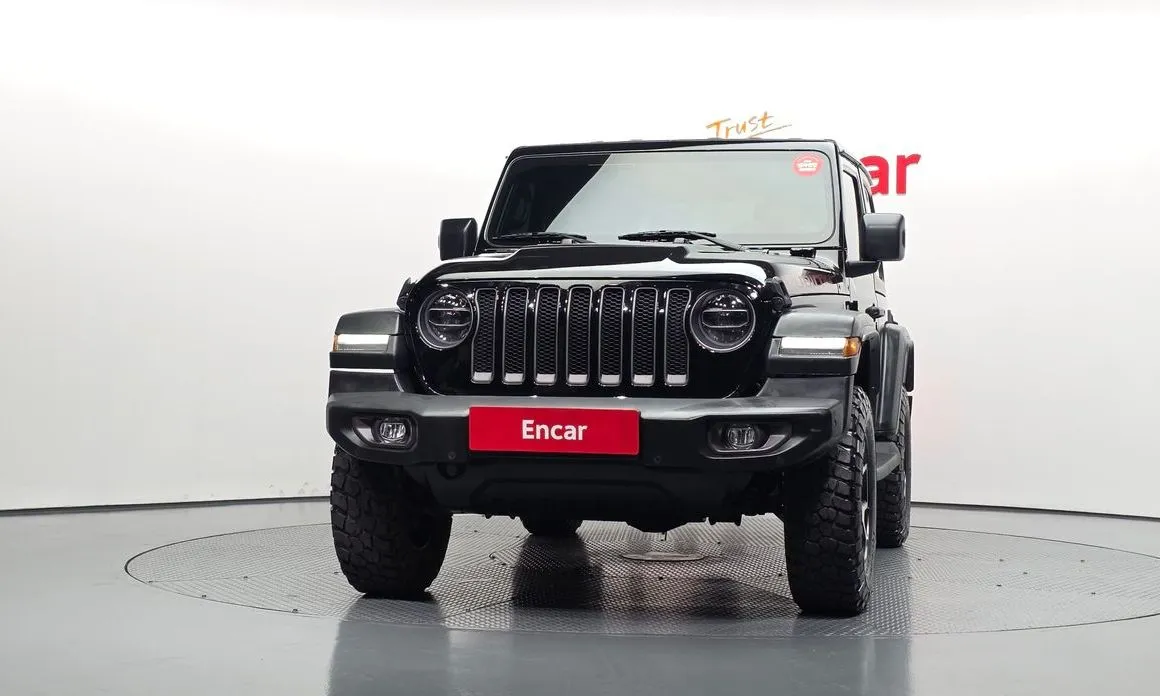 Jeep Wrangler — фото 7