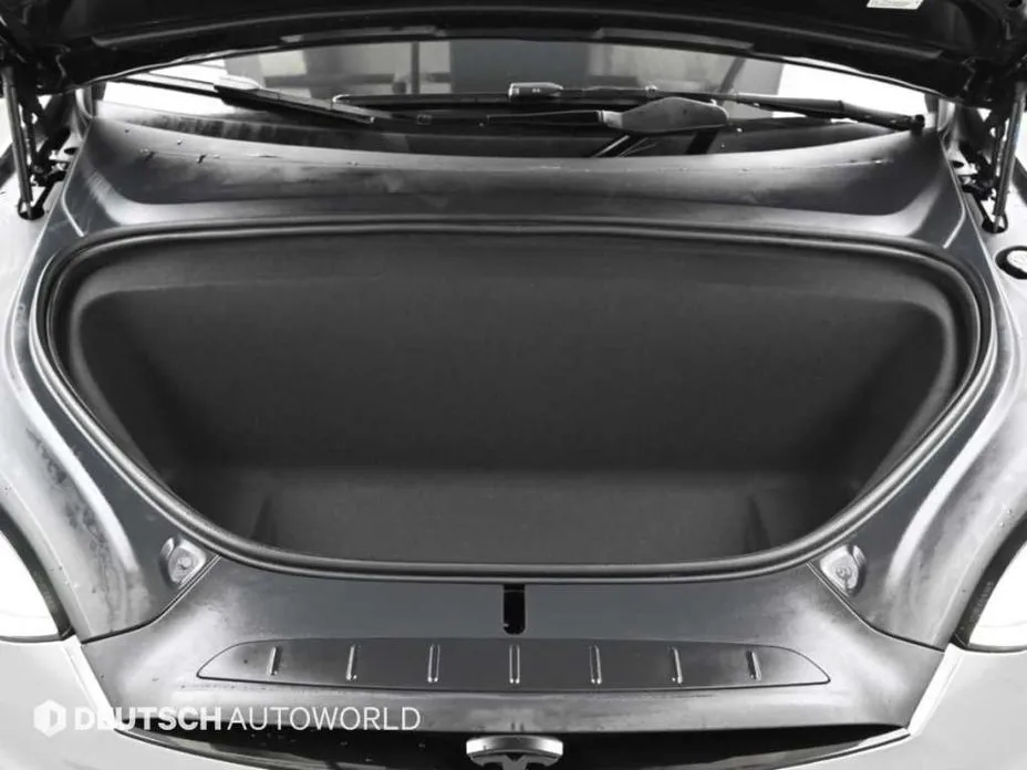 Tesla Model X — фото 6