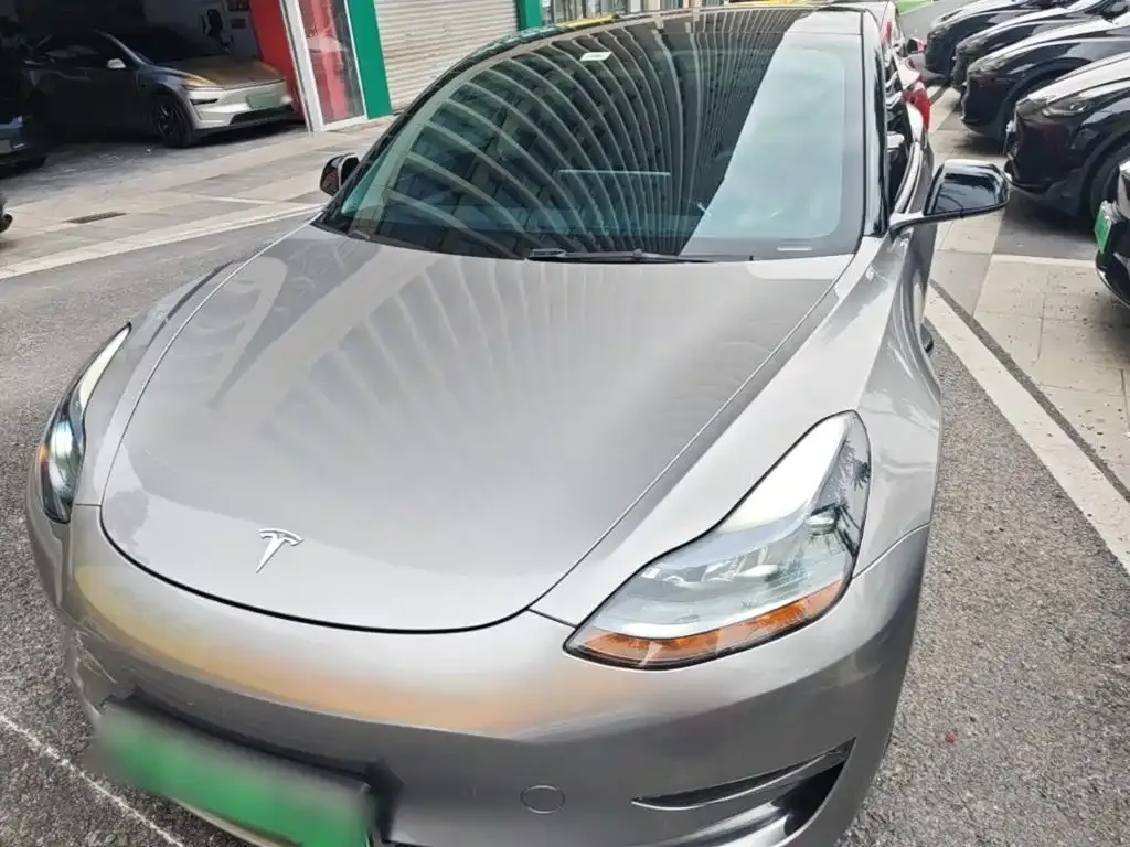 Tesla Model 3 — фото 5