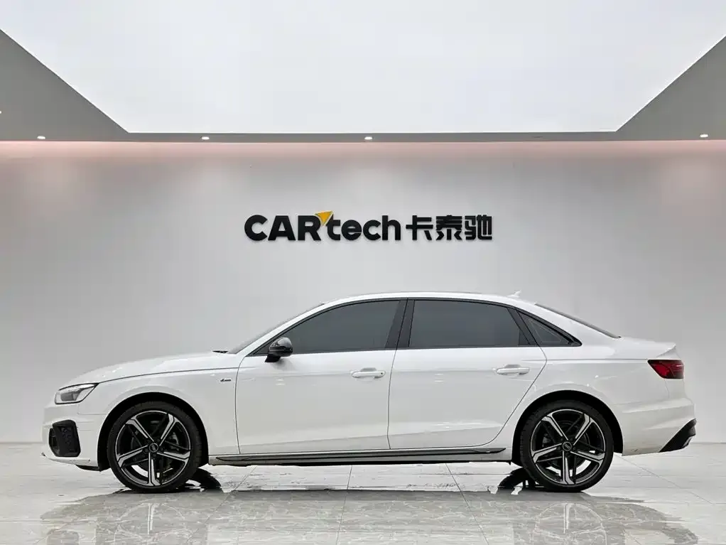 Audi A4L — фото 5