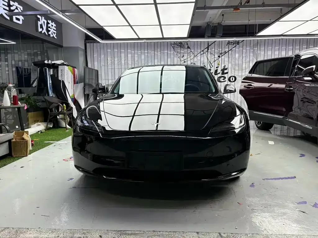 Tesla Model 3 — фото 8
