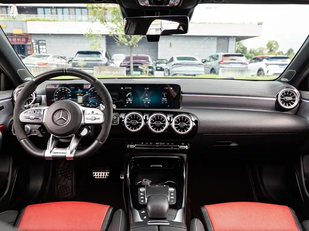 Mercedes-Benz A-Class AMG (Import) — фото 3