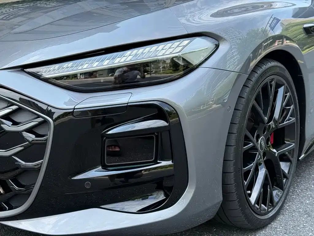 Audi A5L Sportback — фото 3