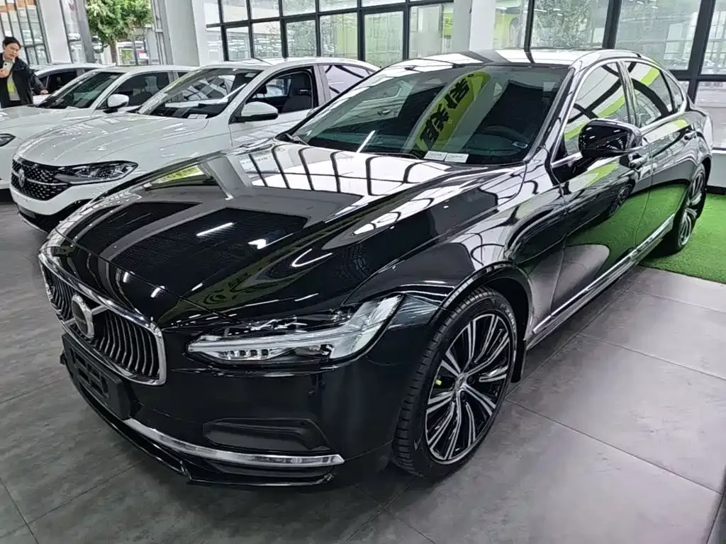 Volvo S90 — фото 3